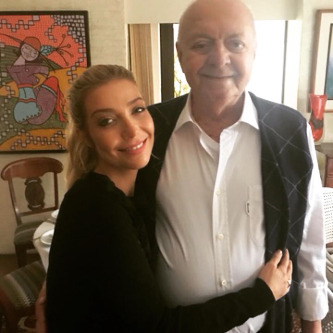 Luiza Possi e seu avô, Tibério César Gadelha (Foto: Reprodução/Instagram)