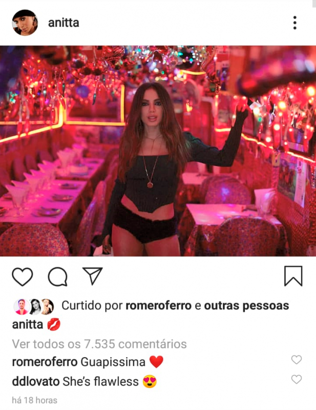 Comentário de Demi Lovato na foto de Anitta (Foto: Reprodução)