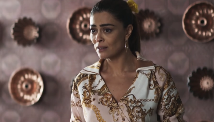 Maria da Paz (Juliana Paes) em A Dona do Pedaço (Foto: Reprodução/Globo)