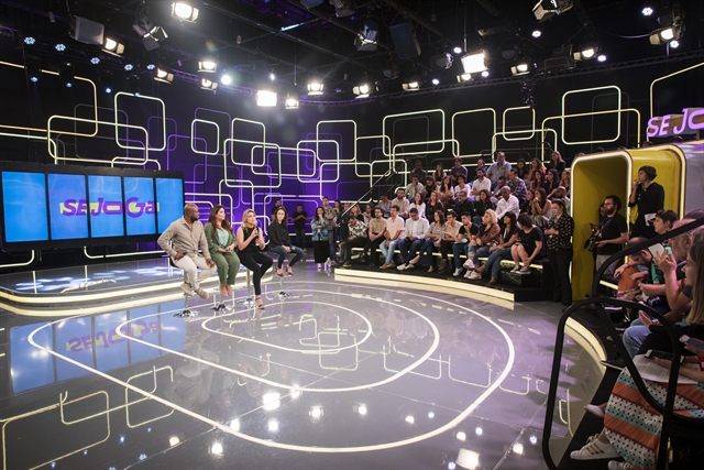 Érico Brás, Fabiana Karla, Fernanda Gentil e Daniela Gleiser na coletiva de lançamento do Se Joga (Foto: Globo/Victor Pollak