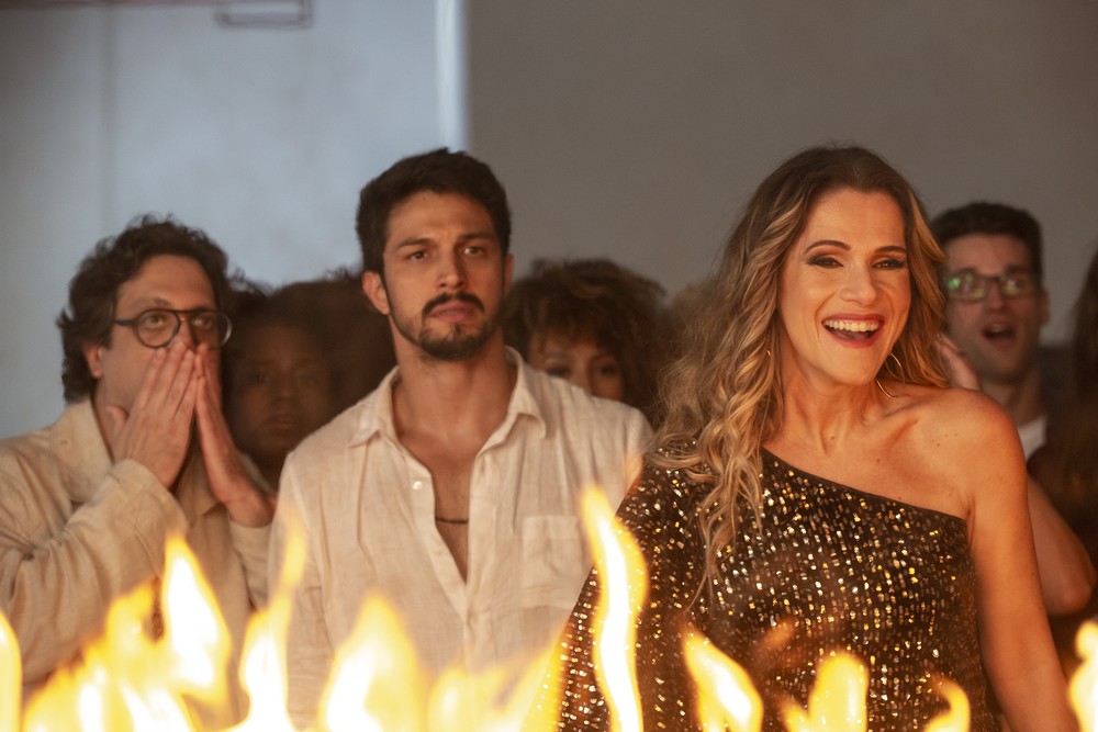 Marcos e Silvana em cena da novela das 19h, Bom Sucesso (Foto: Reprodução)