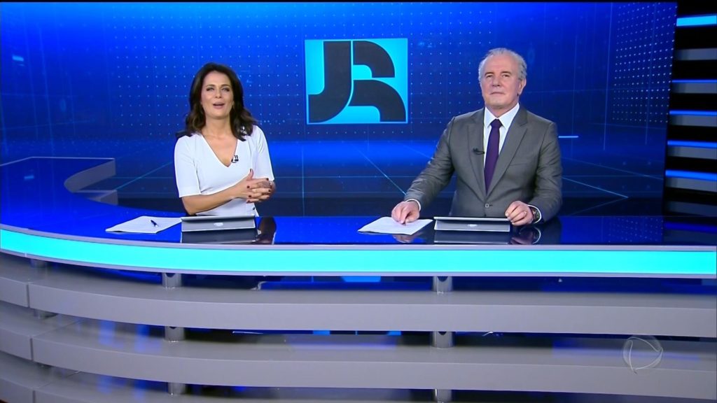 Jornal da Record recebe investimento alto e ganha novo cenário (Foto: Reprodução)