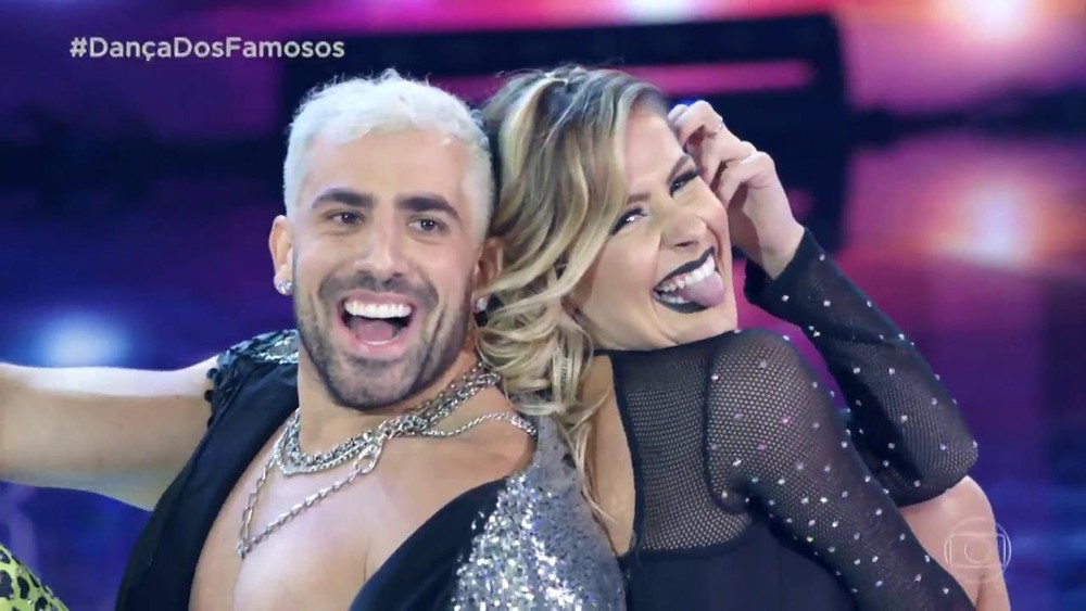 Kaysar Dadour e sua professora na Dança dos Famosos (Foto: Reprodução)