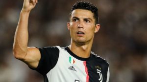 Filho de Cristiano Ronaldo é flagrado pilotando jet ski e investigação contra atacante da Juventus é aberta (Foto: Reprodução)