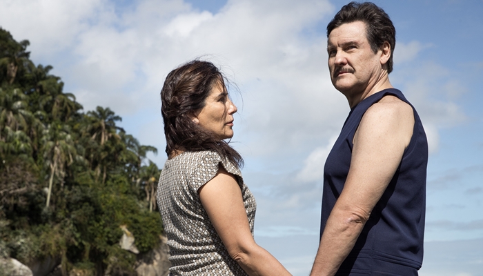 Lola (Gloria Pires) e Julio (Antonio Calloni) em Éramos Seis (Foto: Globo/Raquel Cunha)