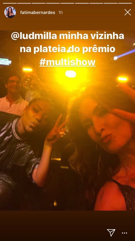 Fátima Bernarde posa com Ludmilla toda animada em uma selfie no Prêmio Multishow (Reprodução: Instagram)