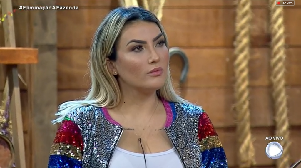 Thayse durante eliminação em A Fazenda 11 (Reprodução: PlayPlus)