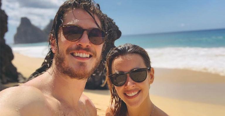 Cris Dias e Caio Paduan aproveitam dias de descanso em Fernando de Noronha (Imagem: Instagram)