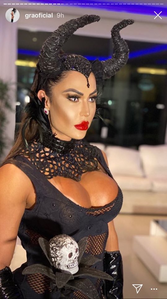 Gracyanne Barbosa vai à festa de Anitta fantasiada de Malévola Fitness (Imagem: Instagram)