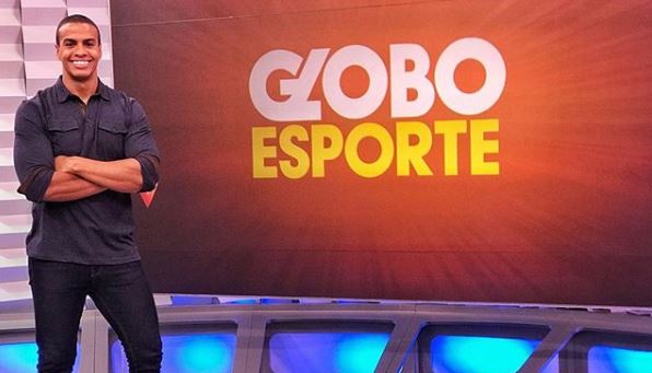 O famoso apresentador da Globo, que comanda a hora dos esportes no Bom Dia São Paulo ao lado de Rodrigo Bocardi teve fim de casamento anunciado (Foto: Reprodução)