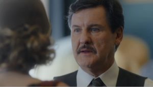 Júlio (Antonio Calloni) com sua amante em Éramos Seis (Foto: Reprodução/Globo)