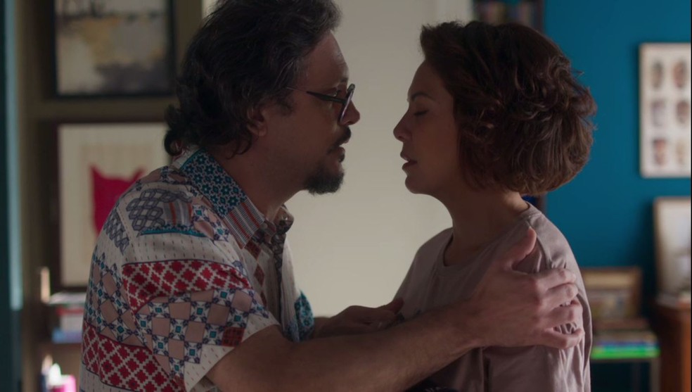 Mario (Lúcio Mauro Filho) e Nana (Fabiula Nascimento) em Bom Sucesso (Foto: Reprodução/Globo)