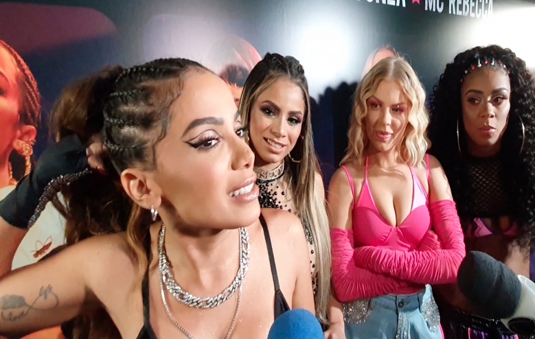 Anitta fala sobre seus planos para 2020 e afirma que não deixará o país (Foto: Reprodução)