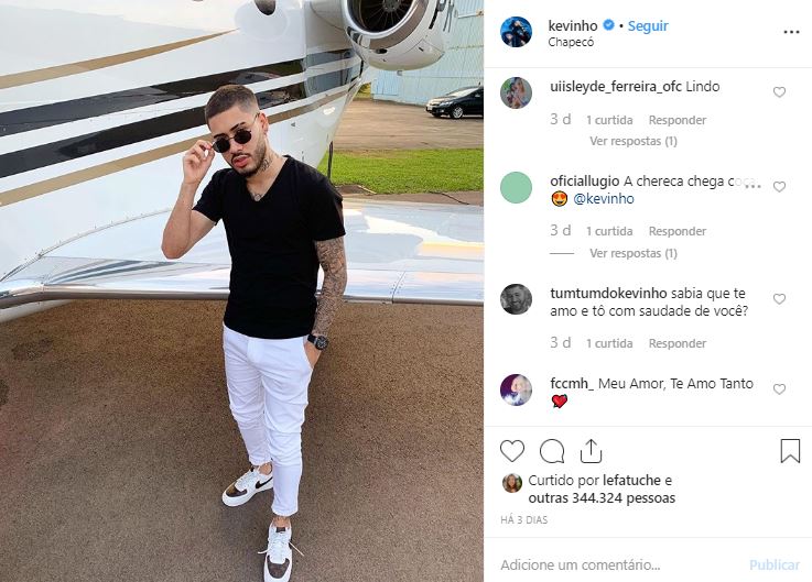 Kevinho recebe cantadas para lá de ousadas de suas fãs (Foto: reprodução/Instagram)