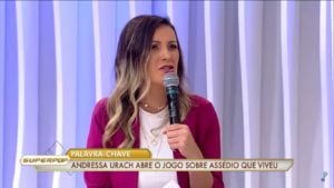 Andressa Urach, aos prantos, expõe pela primeira vez que foi abusada na infância: “demoníaco” - Foto: reprodução RedeTV! no YouTube