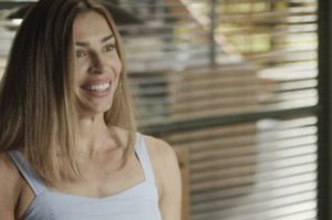 Paloma em cena da novela das 19h da Globo, Bom Sucesso (Foto: Reprodução)