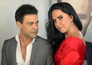 Graciele Lacerda e Zezé Di Camargo são só amor nas redes sociais (Foto: Reprodução)