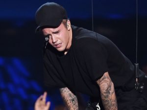 Justin Bieber é diagnosticado com a doença de Lyme e e entra em estado de despero (Foto: Reprodução) (Foto: Reprodução)