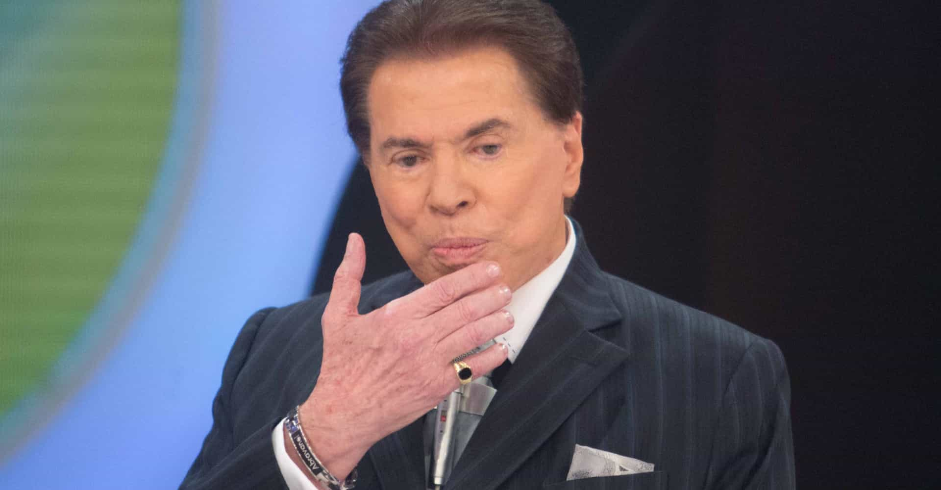 Silvio Santos foi desmascarado pelo jornalista Dudu Camargo (Foto: Reprodução)