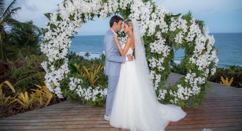 Kaká e Carol Dias se casaram em Itacaré, na Bahia (reprodução / instagram @kaka)