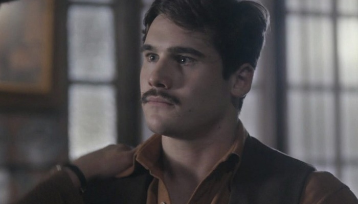 Alfredo (Nicolas Prattes) em cena de Éramos Seis (Foto: Reprodução/Globo)