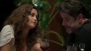 Érica (Nanda Costa) e Raul (Murilo Benício) em Amor de Mãe, a novela das nove (Foto: Reprodução/TV Globo)