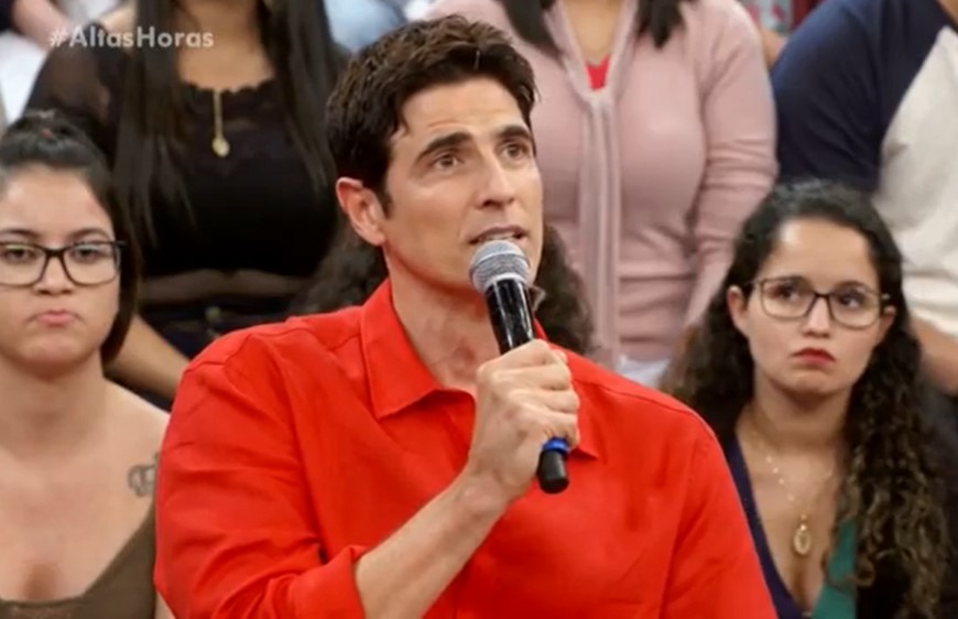 Reynaldo Gianecchini em entrevista concedida ao programa Altas Horas (Foto: Reprodução/Globo)