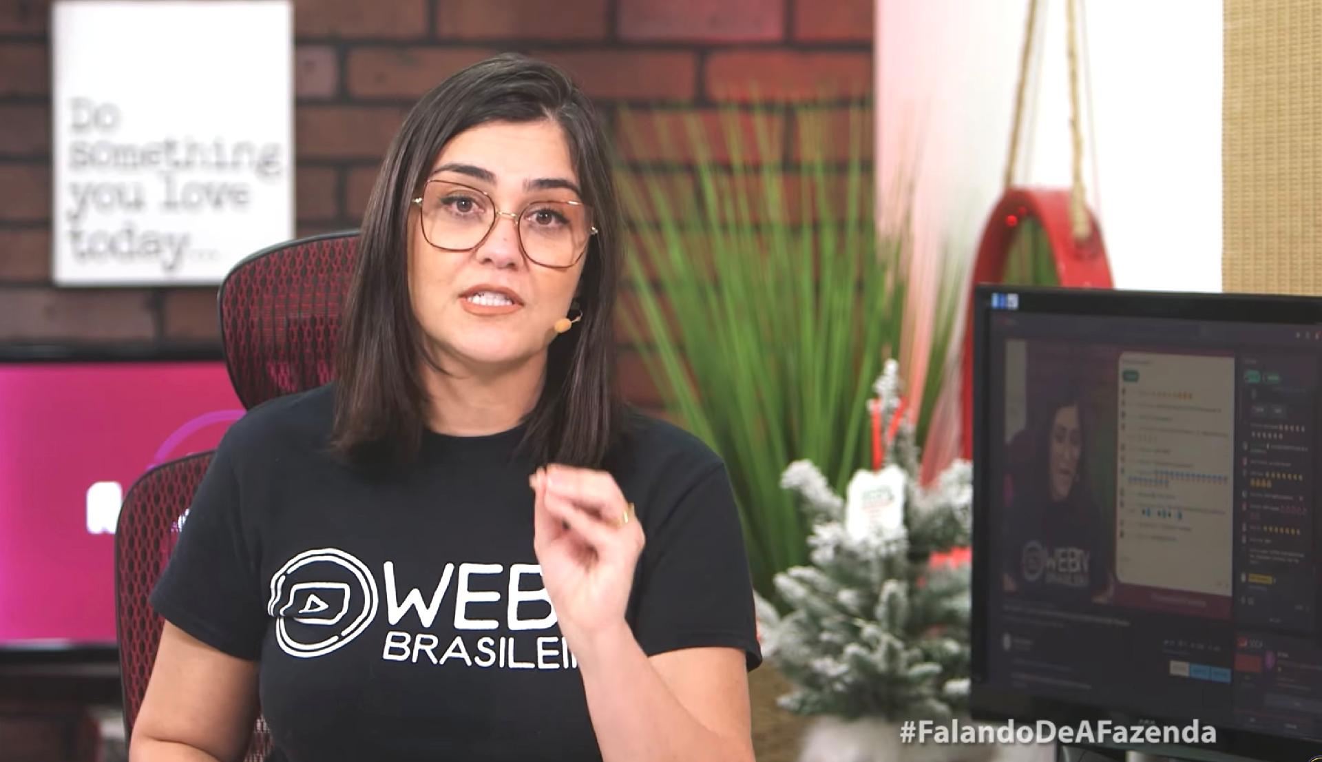 Tati Martins e Marcelo Caldas, do canal WebTVBrasileira falam sobre barraco com Record (Foto: Reprodução)