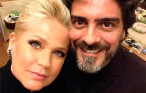 Xuxa Meneghel e Junno Andrade estão juntos há mais de sete anos (Foto: Reprodução)