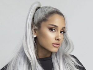 Ariana Grande lança novo álbum e fãs reagem com muitos comentários na web (Foto: Reprodução)