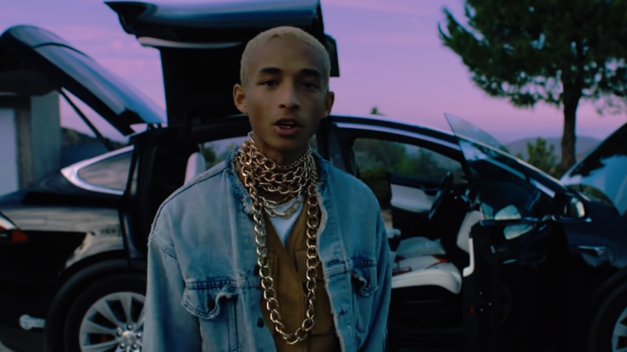 Jaden Smith revelou que estranhos passaram a oferecer comida para ele nas ruas (Foto: Reprodução)