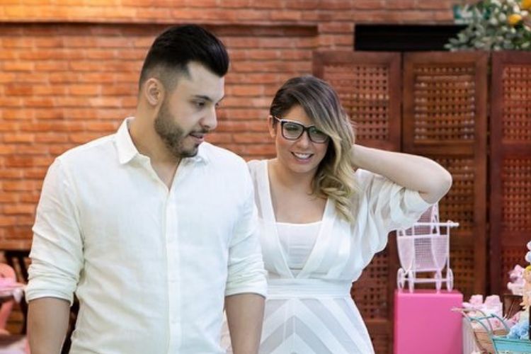 Marília Mendonça e Murilo Huff não perdem tempo para compartilhar imagens do filho Leo (Foto: Reprodução)