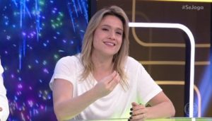 Fernanda Gentil no comando do Se Joga, que venceu a Record e foi líder de audiência (Foto: Reprodução/Globo)