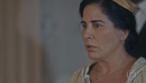 Lola (Gloria Pires) ficará sozinha em Éramos Seis (Foto: Reprodução/Globo)