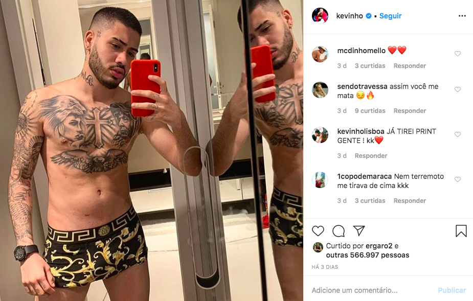 Kevinho compartilha foto só de cueca (Foto: Reprodução/Instagram)