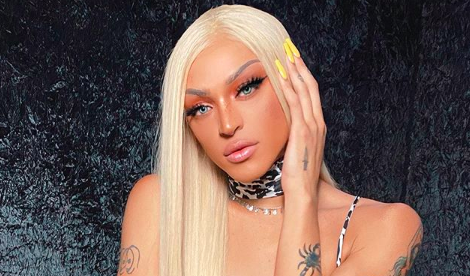 A famosa cantora drag queen, Pabllo Vittar deixou os seus seguidores de queixo caído ao falar sobre a sua amizade com Anitta e mudanças no corpo (Foto: Reprodução/Instagram)