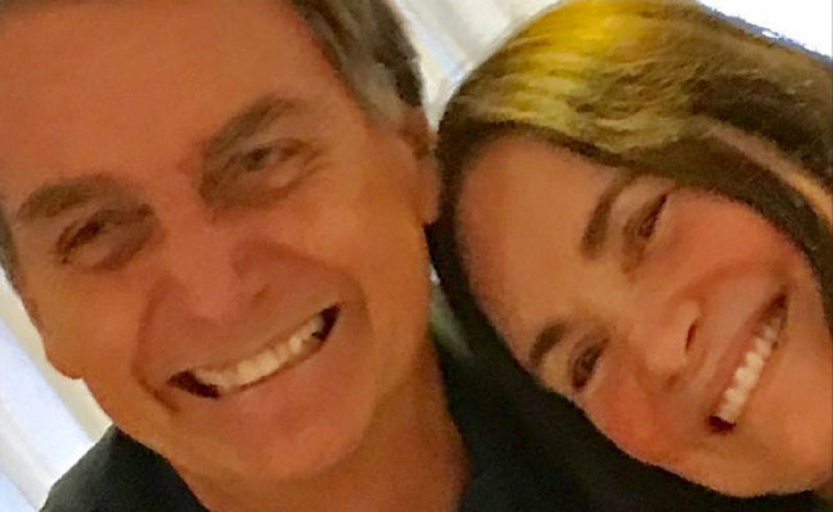 Regina Duarte e Bolsonaro (Foto: Reprodução)