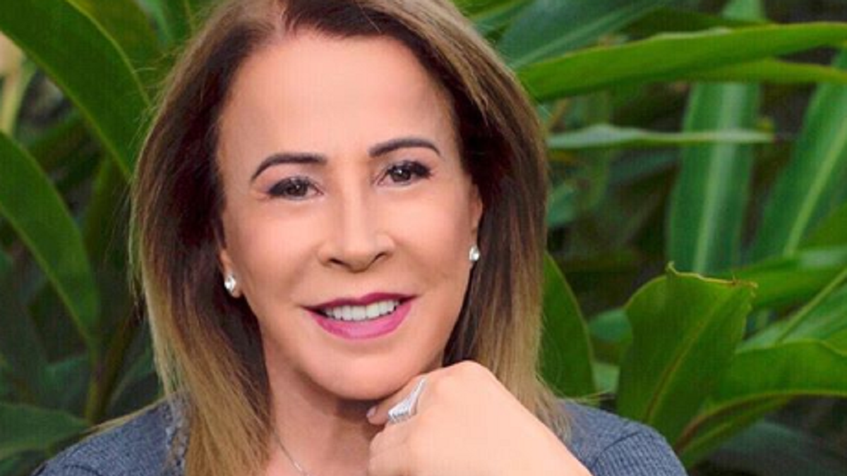 A famosa empresária e ex-mulher de Zezé Di Camargo, Zilu Godoi voltou a agitar a internet ao aparecer em clique sensual nas redes sociais (Foto: Reprodução/Instagram)