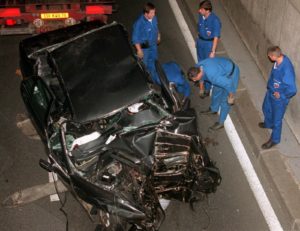 Carro em que Diana Morreu (Foto: Reprodução)