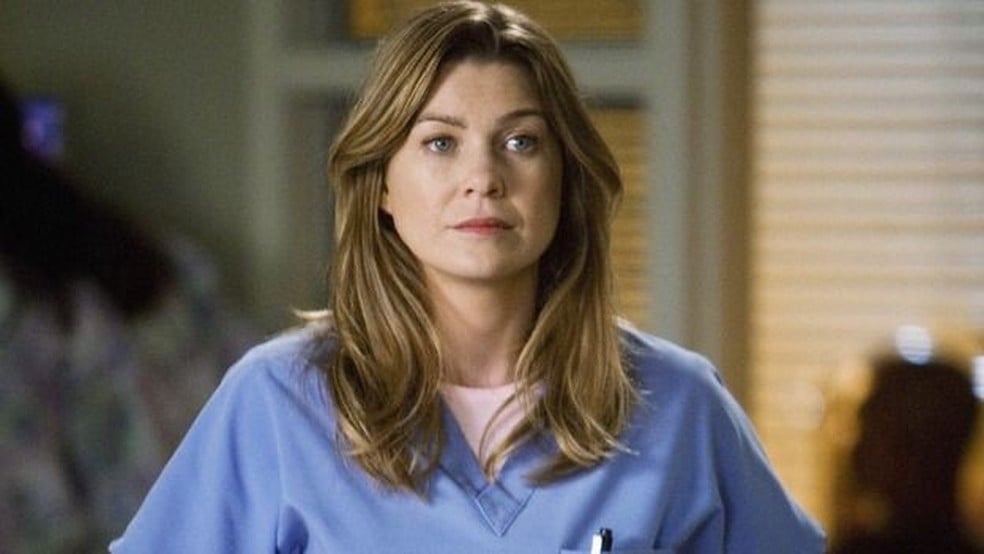 Ellen Pompeo interpreta Meredith Grey na série (Foto: Reprodução)