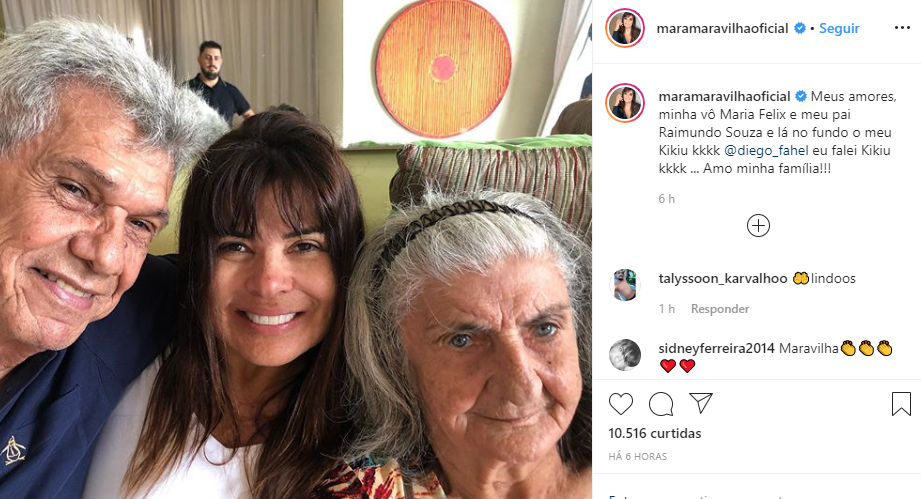 Mara Maravilha surgiu em foto tocante ao lado da família (Foto: Reprodução/ Instagram)