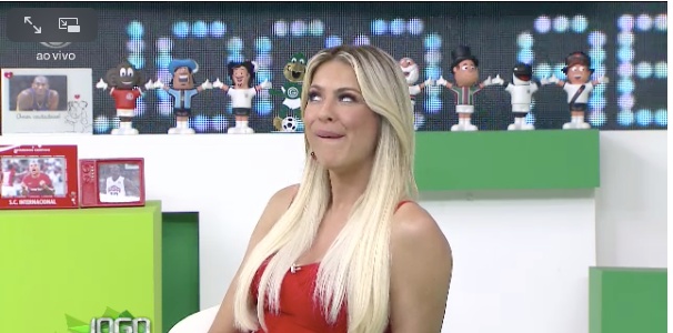 Renata Fan é a apresentadora do Jogo Aberto, programa esportivo da Band (foto: reprodução/TV Bandeirantes)