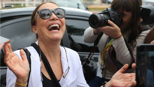 Regina Duarte chega a Brasília para encontrar com o presidente Jair Bolsonaro Foto: Jorge William/ Agência O Globo