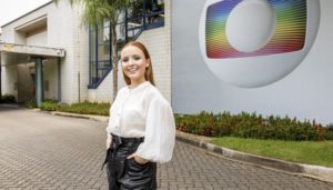 Larissa Manoela anunciou contrato com a Globo (Foto: Globo/Sergio Zalis)