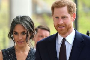 Príncipe Harry e sua esposa, Meghan Markle, vão ter que trocar de nome após saída da realeza (Foto: Reprodução)