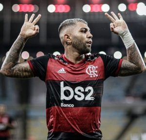 Imagem do post Gabigol é flagrado treinando, deixa volume do “menino” todo marcado e internautas ficam de cara com imagem: “Gigante!”