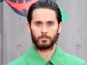 Jared Leto contou aos fãs que ficou entre a vida e morte após corda romper (Foto: Reprodução)