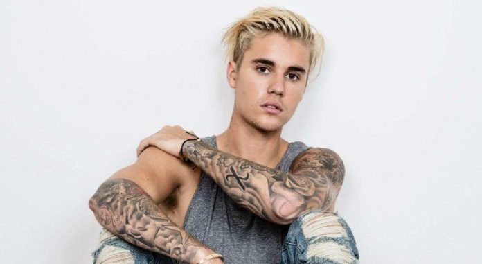 Jornal considera Justin Bieber um fracassado e cria guerra com a web (Foto: Reprodução)