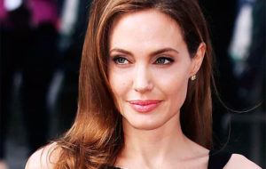 Angelina Jolie faz doação milionária para organização (Foto: Reprodução)