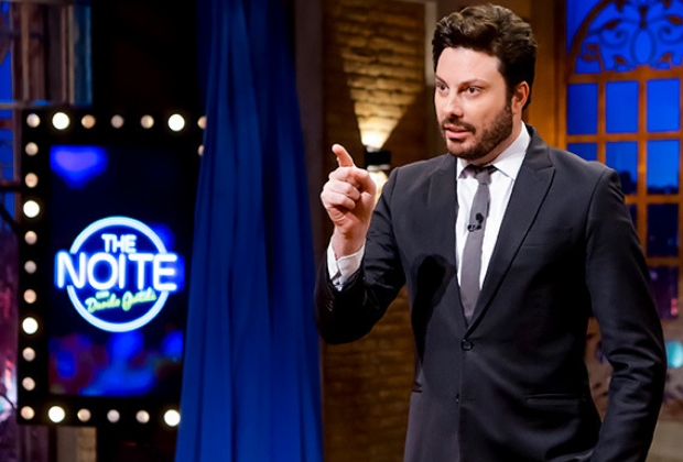 O apresentador em seu programa 'The Noite com Danilo Gentili' (Foto: reprodução/SBT)